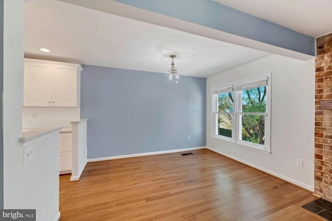 Building Photo - 1028 N Pelham St