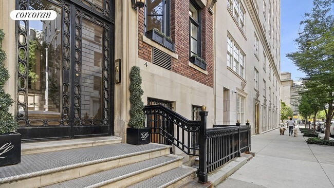 Building Photo - 4 E 81st St