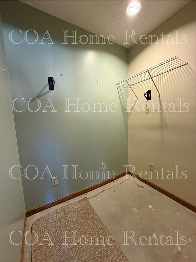 Building Photo - Amazing Home in Andover Kansas