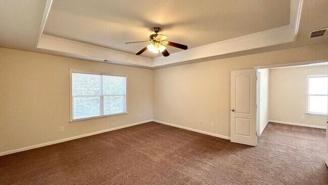 Building Photo - Alpharetta 4 Bedroom-3 Bathroom, Granite Counters, Stainless Appliances, Hardwoods