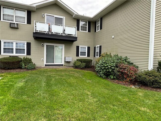 Building Photo - 100 Hillside Dr