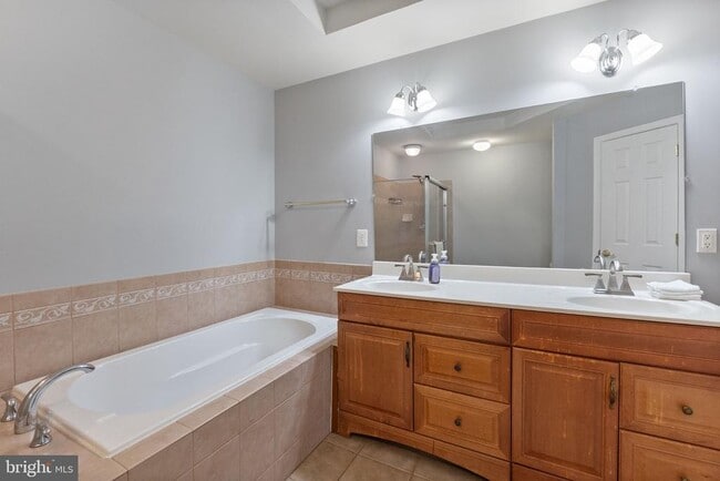 Building Photo - 7134 Huntley Creek Pl