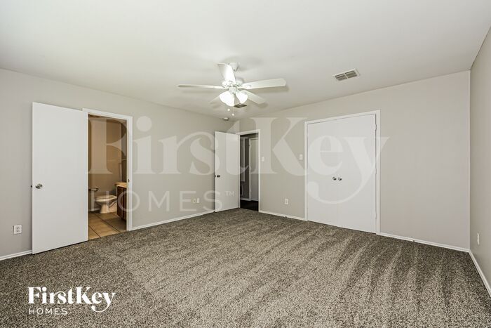 Building Photo - 1560 Sax Leigh Dr