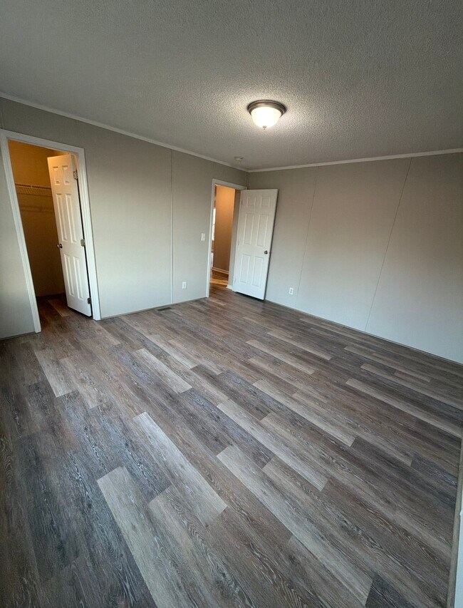 Building Photo - 796 Breazeale Rd