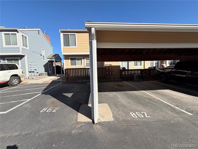 Building Photo - 862 Summer Dr