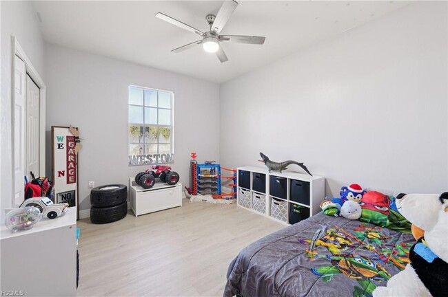 Building Photo - 3940 Pomodoro Cir