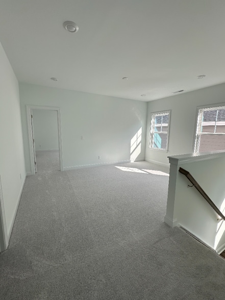 Building Photo - 1565 Goldfinch Perch Ln