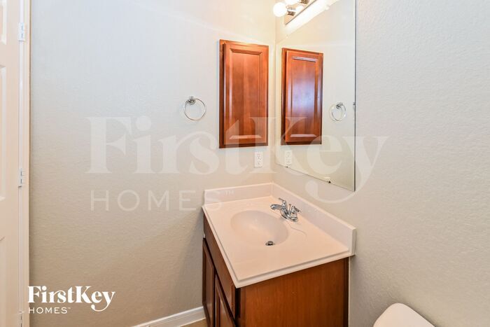 Building Photo - 21534 Amesbury Meadow Ln