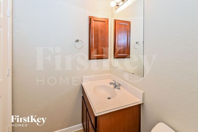 Building Photo - 21534 Amesbury Meadow Ln