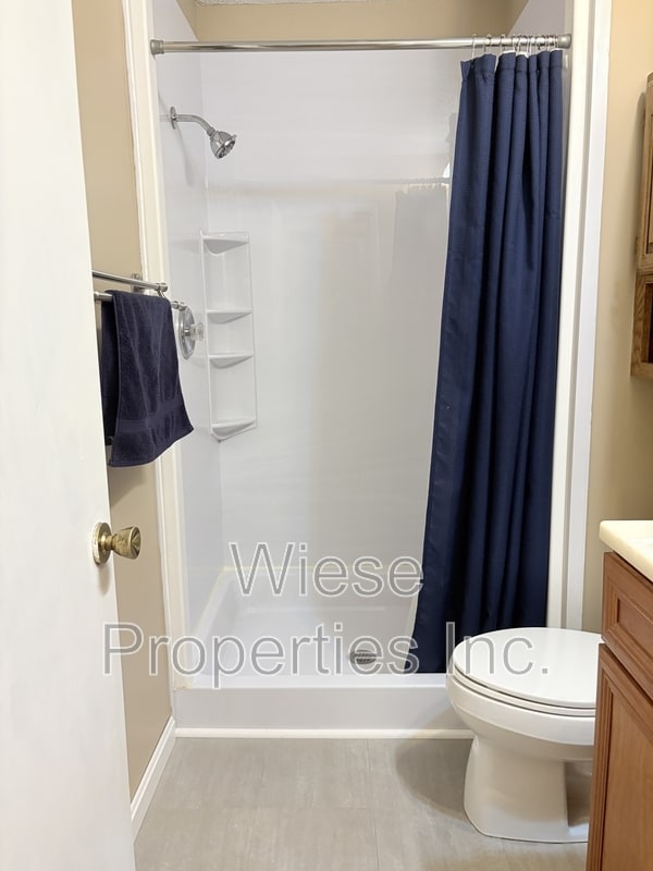 Building Photo - 509 Wingate Dr