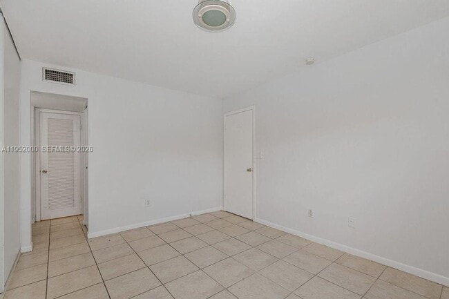 Building Photo - 4111 Stirling Rd