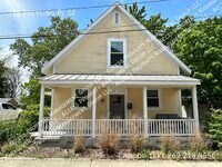 Building Photo - 335 Freyling Pl SE