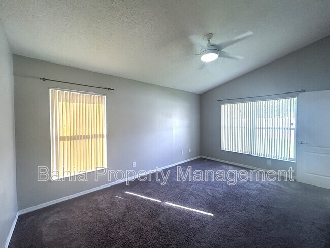 Building Photo - 1309 Horsemint Ln