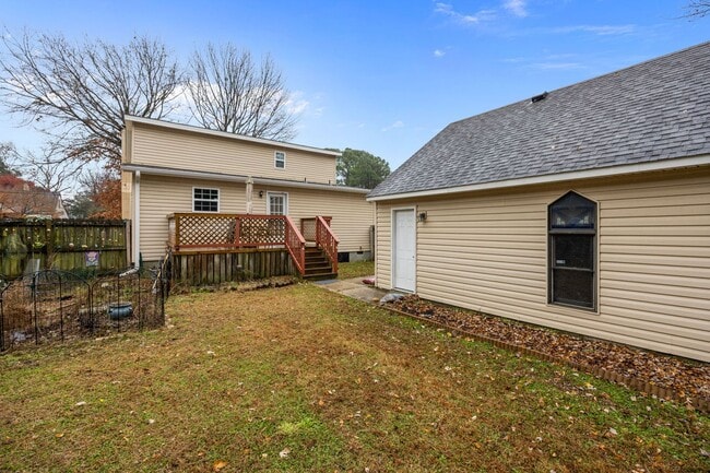 Building Photo - Beautiful Spacious Home for Rent in Norfolk!