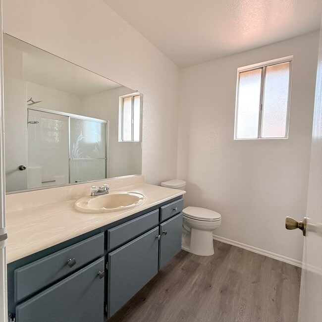 Building Photo - 403 Tava Ln