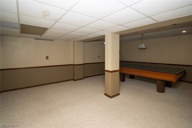 Building Photo - 18038 Heritage Trail