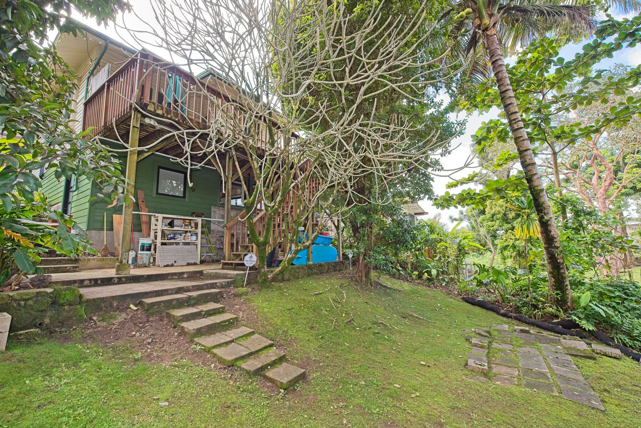 Building Photo - 2828 Dow St