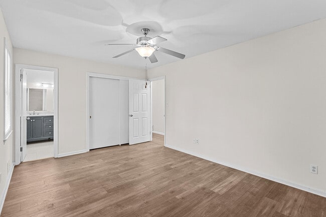 Building Photo - 2574 Richmond Hill Rd