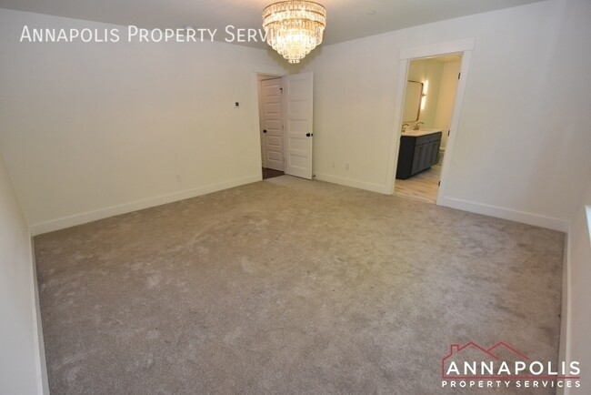 Building Photo - 3601 Edgemont St