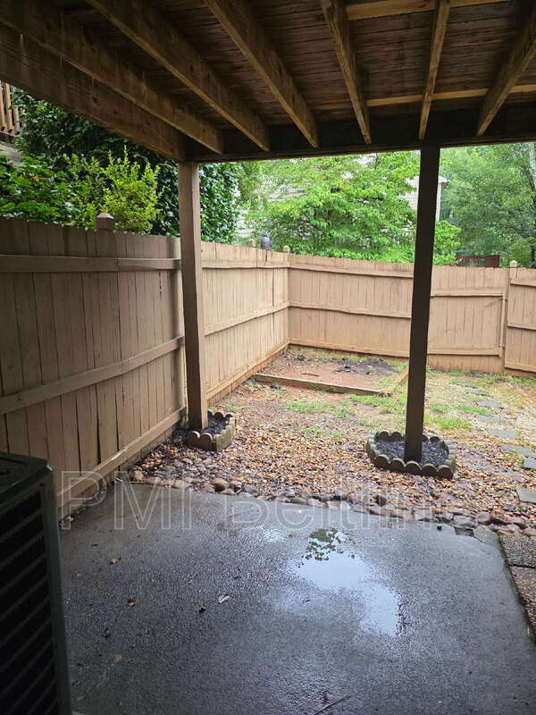Building Photo - 2663 Arbor Glen Pl