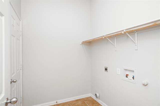 Building Photo - 1424 Canary Dr