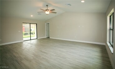 Building Photo - 8445 Coral Dr
