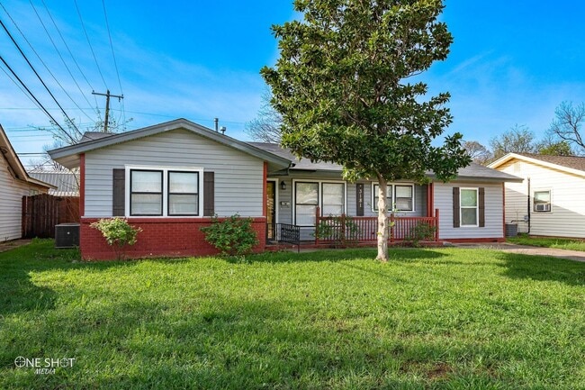 Building Photo - 3181 Sherry Ln