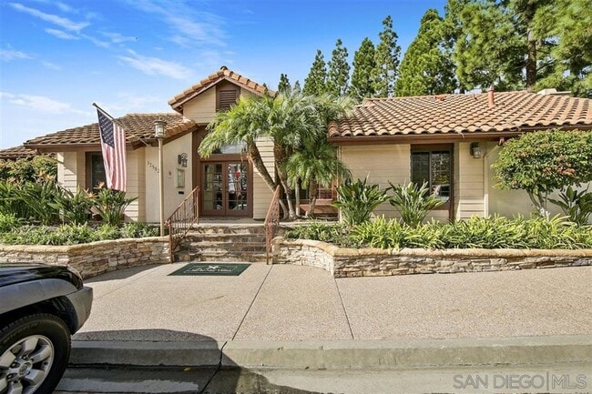 Building Photo - Remodeled 1br/1ba ground floor condo at Del Mar Villas in Carmel Valley