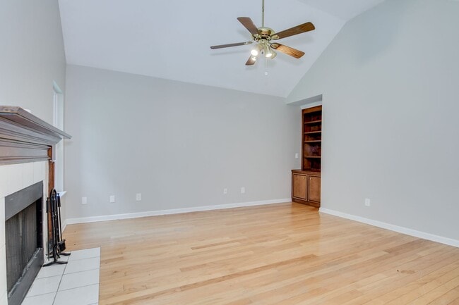 Building Photo - Brick Ranch in Evans