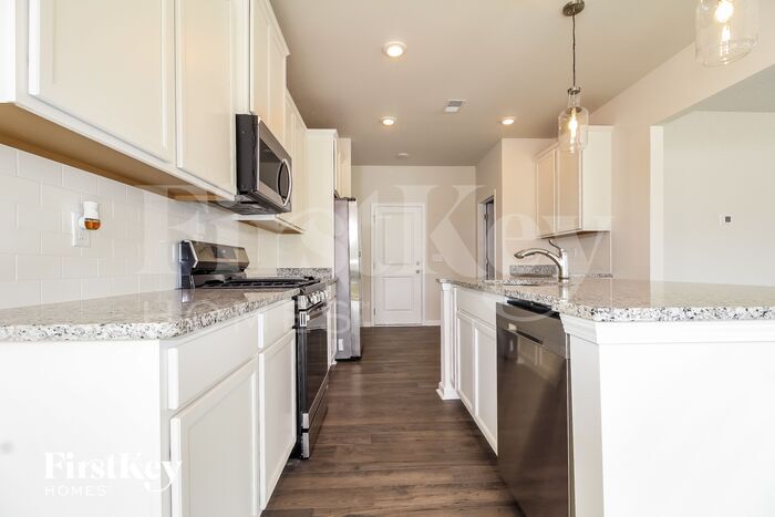 Building Photo - 304 Ashborne Ln