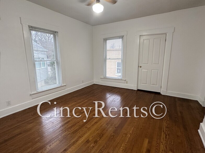 Building Photo - 3540 Columbia Pky