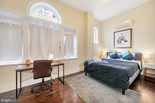 Building Photo - 1836 Delancey St