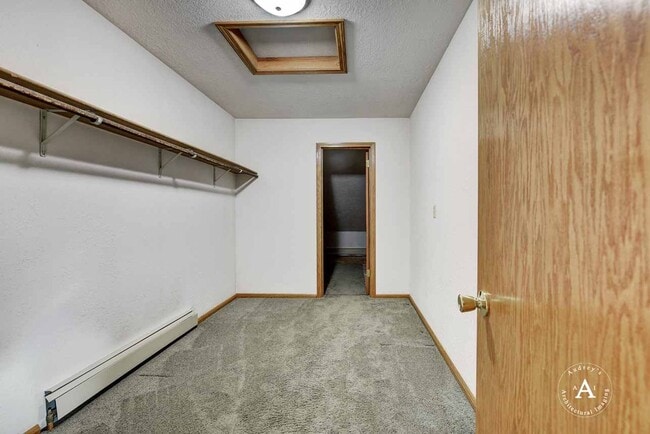 Building Photo - Pet Friendly 5 Bed, 3 Bath, Single Family Home W/ Attached Two Car Garage, Big Yard on corner lot...