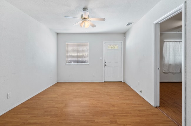 Building Photo - 1553 Bessie Ave