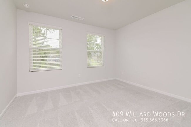 Building Photo - 409 Willard Wds Dr