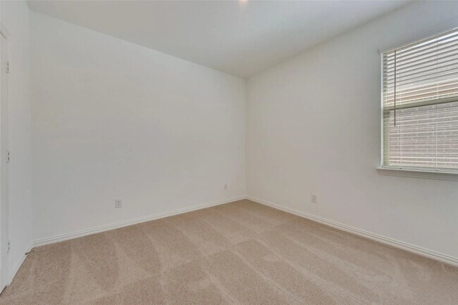 Building Photo - 8412 Butterfly Ln