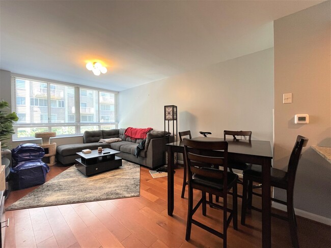 Building Photo - 350 G St SW