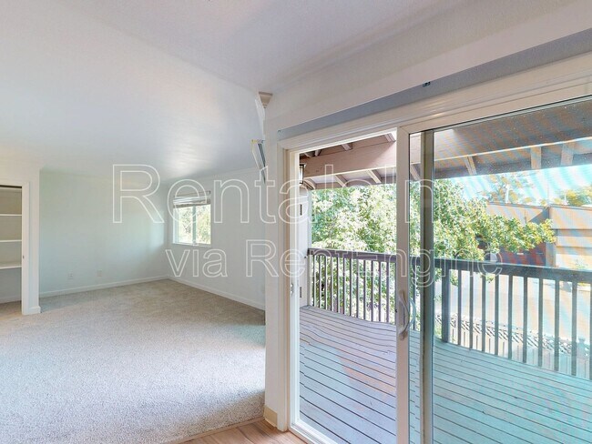 Building Photo - 16914 CA-12