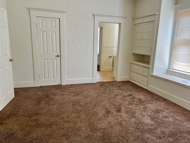 Building Photo - Charming Home for Rent in Fresno’s Tower D...