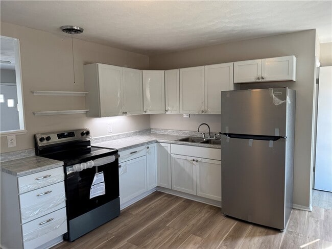 Building Photo - 2387 Corning Rd