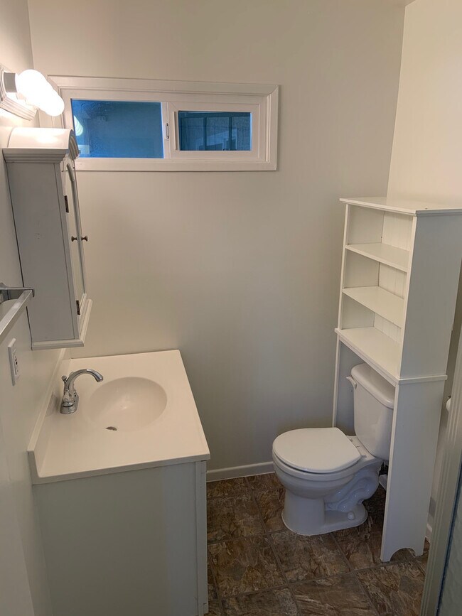 Building Photo - Beautiful 3BR/2BA Home in Santee