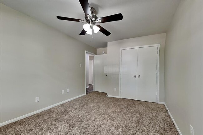 Building Photo - 3318 Noble Hollow Dr