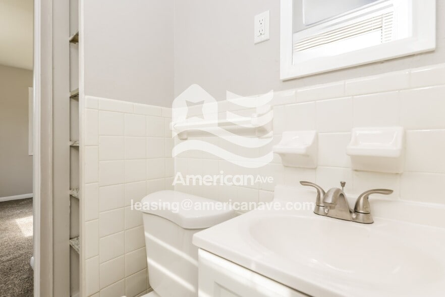 Building Photo - 3844 Lori Sue Ave