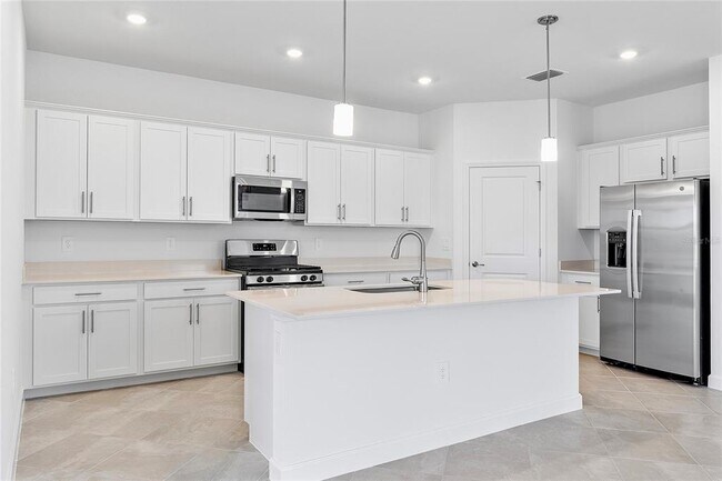 Building Photo - 15077 Anchorage Rd