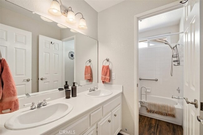 Building Photo - 20891 Porter Ranch Rd