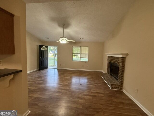 Building Photo - 206 Lisa Ct