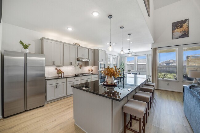 Building Photo - 31419 Elmgrove Knl Dr