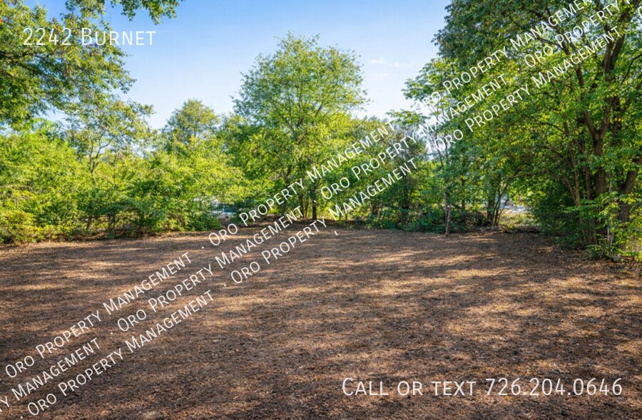 Building Photo - 2242 Burnet-