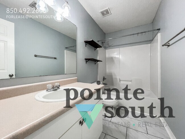 Building Photo - 209 Staysail St