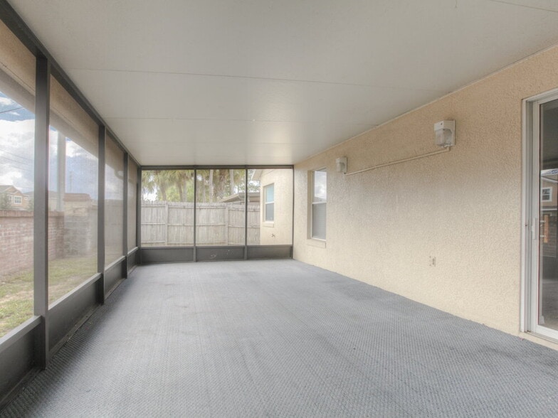 Building Photo - 1130 Ozark Ct